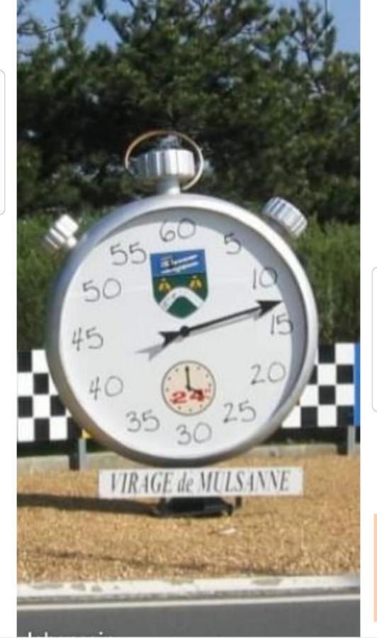 Chambre Proche Circuit Du Mans 500 M Du Virage De Mulsanne Esterno foto